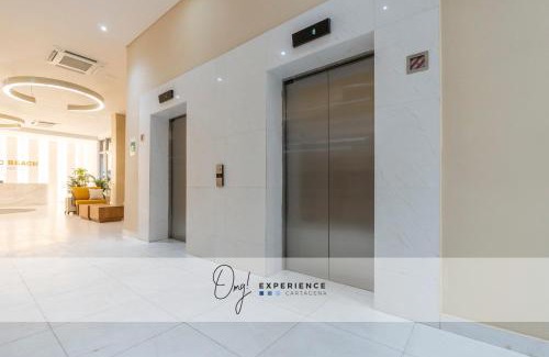 Urbanizacion Eliana Apartamento | CB1511 | Suite 15th floor con vista mar y piscina