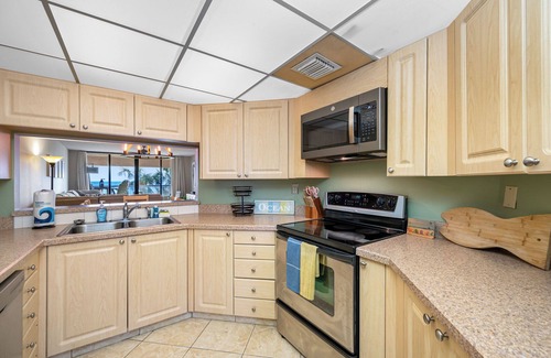Sand Key Condominio | CBC 1-3E –Gulf & Intercoastal Views, pool, hot tub, gym, tennis, 4 Balconies!