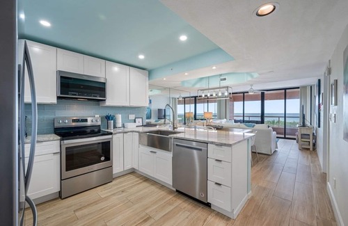 Sand Key Condominio | CBC 2-3C –Beautiful Beach Front Condo!