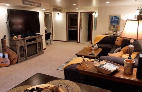 Coeur d'Alene Apartamento | CDA Place - Private 2BR 1BA 1,300 SF Bsmt Suite