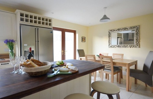 Dingle Casa | Ceann Scribe - ¡Una casa de cinco habitaciones en Dingle Town!