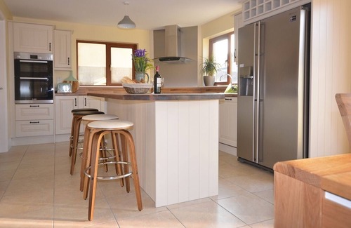 Dingle Casa | Ceann Scribe - ¡Una casa de cinco habitaciones en Dingle Town!