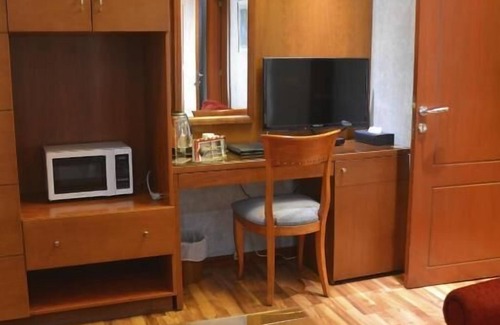 Hamra Hotel | Ceasars Park Hotel