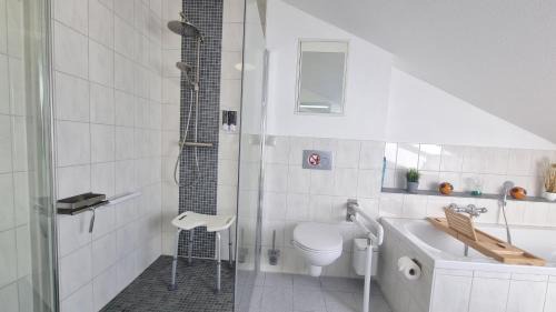 Cremlingen Apartamento | CEC-Spezial, 2 Wohnungen nebeneinander, bis 12 Personen, Klimaanlage, Parkplätze