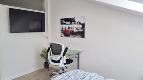 Cremlingen Apartamento | CEC-Spezial, 2 Wohnungen nebeneinander, bis 12 Personen, Klimaanlage, Parkplätze
