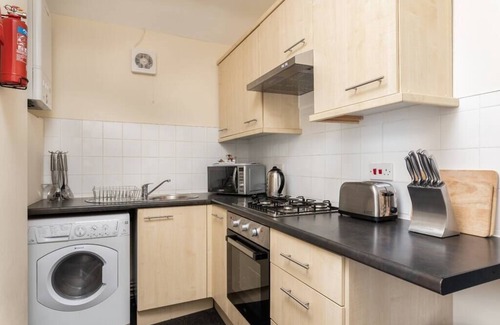 Cwmbrwla Apartamento | Cecil Lodge - 2 Bed Apartment