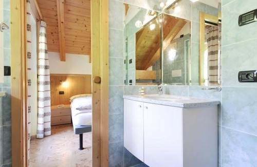 Fontanazzo Apartamento | Apartamento Cecilia en Campitello - 6 personas, 3 dormitorios