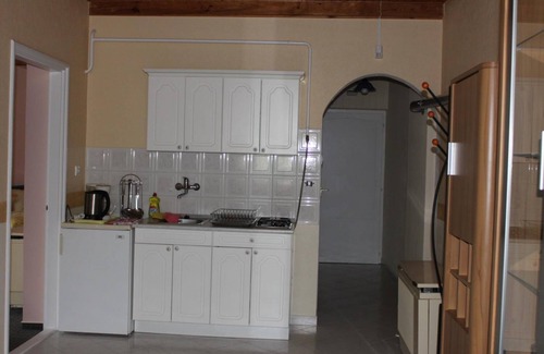 Zalakaros Apartamento | Cedar Apartment 4 - Una Habitación Piso, Capacidad 4