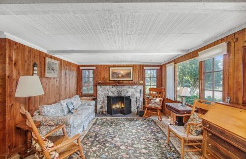 Lake Township Casa | Cedar Cot & Cedar Tot