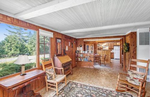 Lake Township Casa | Cedar Cot & Cedar Tot