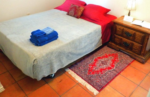 Forest Oaks Cabaña | Cedar Cottage, Cozy Getaway Only 10 Mins To Austin