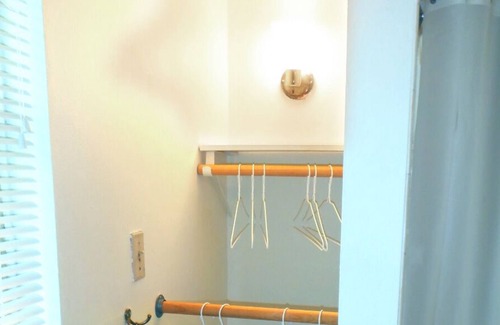 Forest Oaks Cabaña | Cedar Cottage, Cozy Getaway Only 10 Mins To Austin
