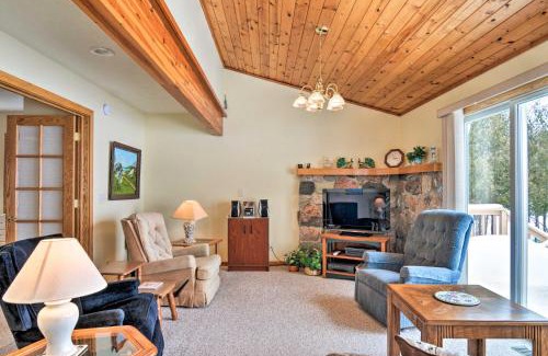 Cedar Casa | Cedar Cottage, Private Beach on Lake Leelanau