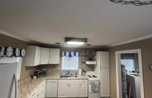 Sevierville Casa | Cedar Cove Hideaway -Douglas Lake 2 bd,2 ba -boat launch & dock. Pet friendly!