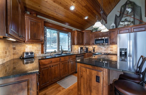 Branson Casa | Cedar Cove -Private Lake Front + Hot Tub -5 min to Branson Strip -Dogs ok w/fee!