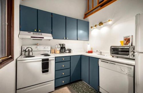 Whitefish Casa | Cedar Creek Cabin