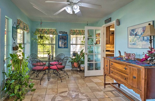 Cedar Creek Casa | Cedar Creek Vacation Rental on 15 Acres w/ Hot Tub