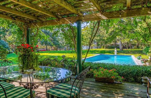 North Sea Casa | Cedar Crest Retreat