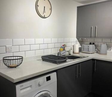 King's Lynn Apartamento | Cedar House - A modern 2 bedroom house with free parking in the town centre! by ShortStays4U