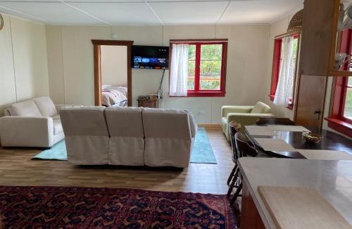Roberts Creek Casa | Cedar House Ocean View & Access