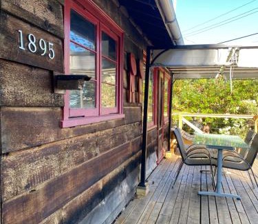 Roberts Creek Casa | Cedar House Ocean View & Access