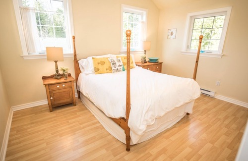 Meaford Casa | Cedar Lodge Un hogar íntimo lejos de casa al otro lado de la calle es Georgian Bay