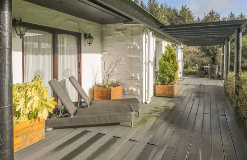 St Wenn Cabaña | Cedar Lodge, WADEBRIDGE