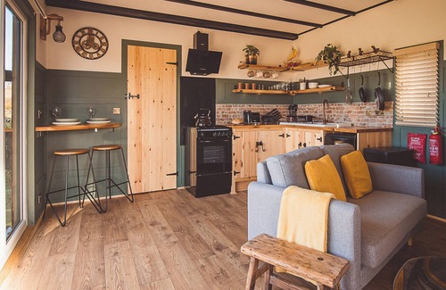 Donyatt Cabaña | Cedar Lodge -UK44425