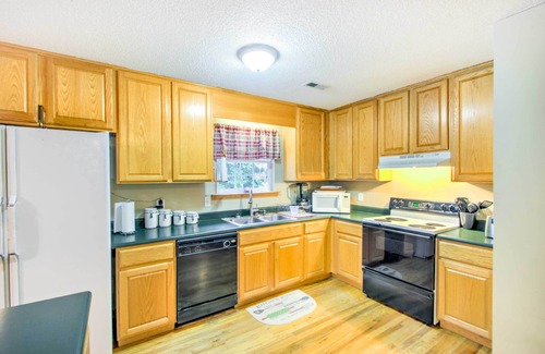 Cedar Mountain Casa | Cedar Mountain House en 12 acres - Cerca de senderos!