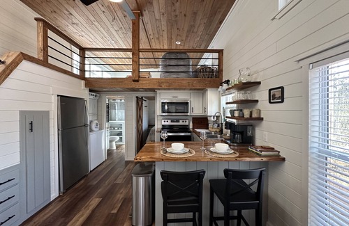 Belden Cabaña | Cedar - NEW Cottage in woods @ Moon Lake Farm - HOT TUB - LAKE - KAYAK - FISH