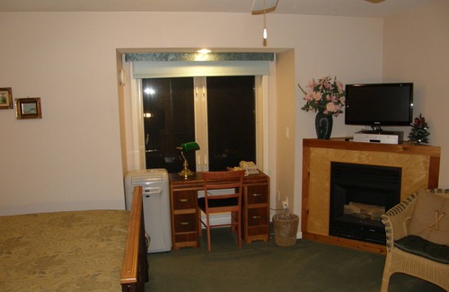 Port Alberni Cama Y Desayuno | Cedar Wood Lodge B&B