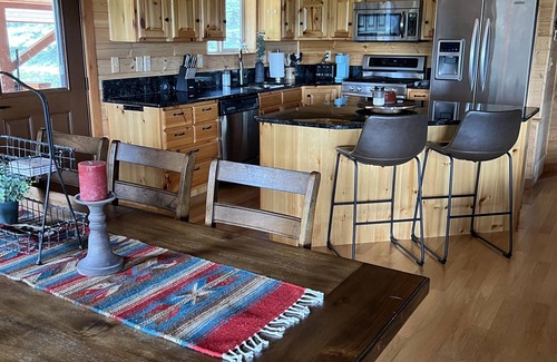 Thayne Cabina | Cedar Woods Cabin on beautiful Star Valley Ranch