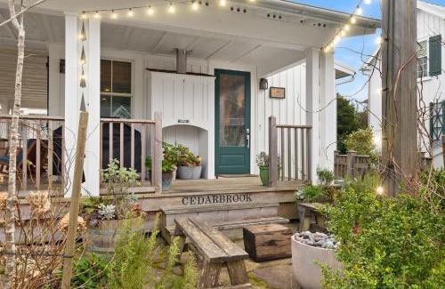 Seabrook Casa | Cedarbrook Cottage by Seabrook Hospitality