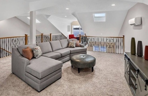 Ludington Casa | Cedarview Condos