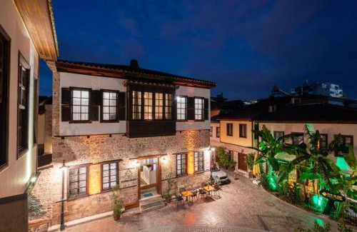 Kaleici Hotel | Cedrus Hotel