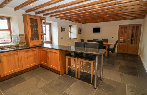 Garndolbenmaen Cabaña | Cefn-yr-efail