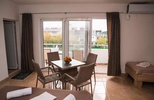 Gjerana Casa | CekajPlace