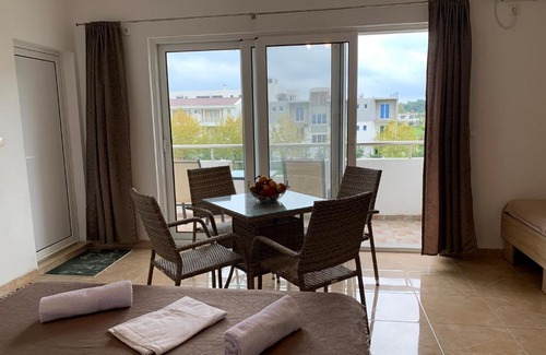 Gjerana Casa | CekajPlace