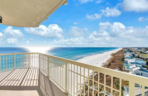 Miramar Beach Apartamento | Celadon 909 by Emerald Coast Retreats