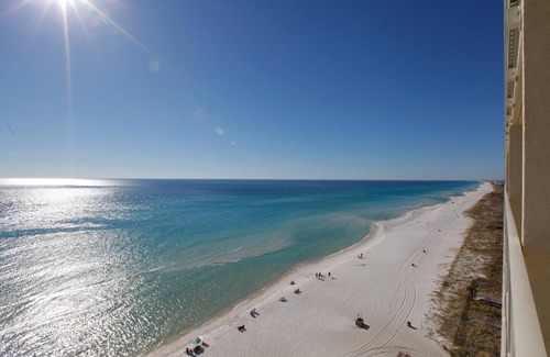 Miramar Beach Condominio | Celadon Beach Resort by Panhandle Getaways