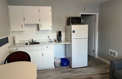 East Kootenay Cabina | Celadon Lodge