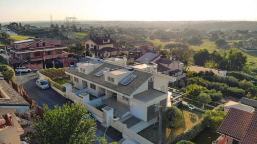 Marco Simone Villa | Celestina