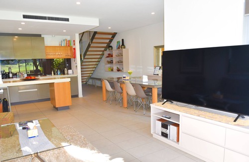 Magenta Shores Casa | Cely's Place at Magenta Shores