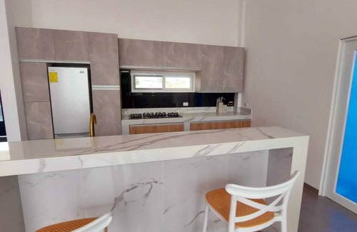 Punta Blanca Casa | Cen-Beach Vacation and Beach House Urb. Marenostro