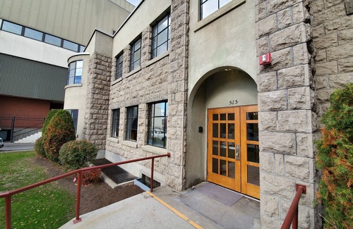 Brownstown Apartamento | Downtown Apt 206 Historic 1908 Church