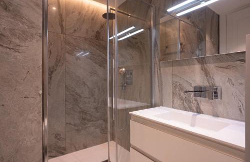Juan-les-Pins Apartamento | Center Bay Luxueux appartement avec vue mer 6 eme etage
