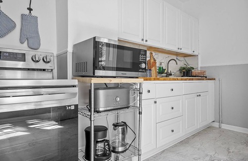 Cleveland Apartamento | Center of Little Italy #2