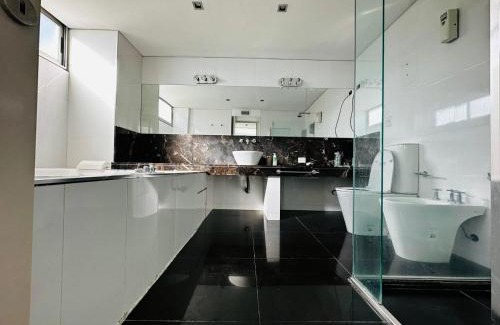 La Plata Apartamento | Center Suites con terraza privada