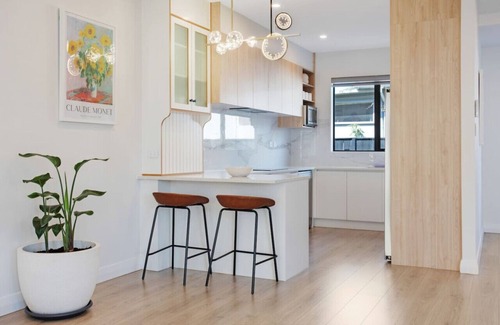 Mount Eden Casa | Central Oasis Townhouse with Parking and Air-con