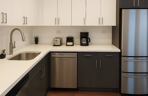 West Lakeview Apartamento | Central 1BR Retreat S